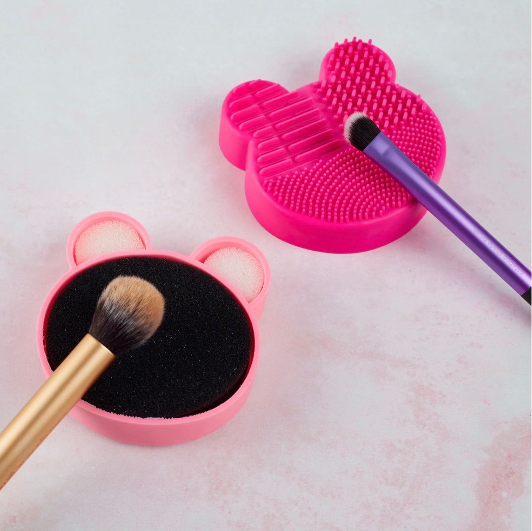 ROMANTIC BEAUTY- TEDDY BEAR BRUSH CLEANER